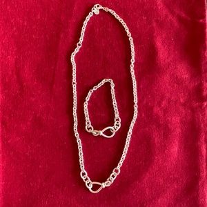 Gorgeous PANDORA Chunky infinity knot set